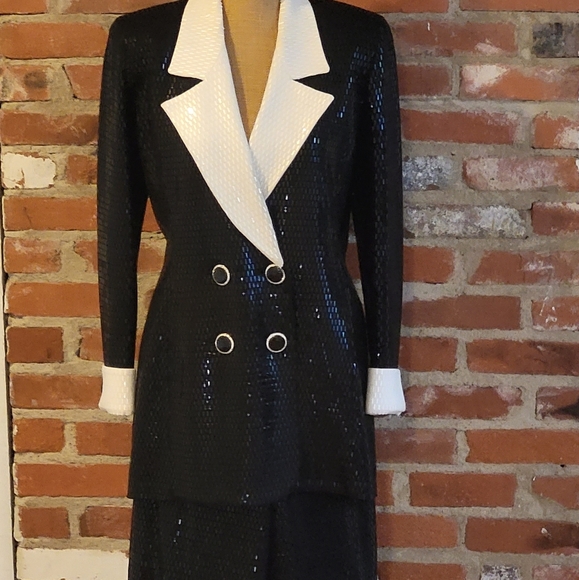 St. John Evening by Marie Gray black and white pantsuit - Picture 6 of 15